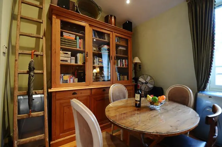 Harpe Apartment Paris